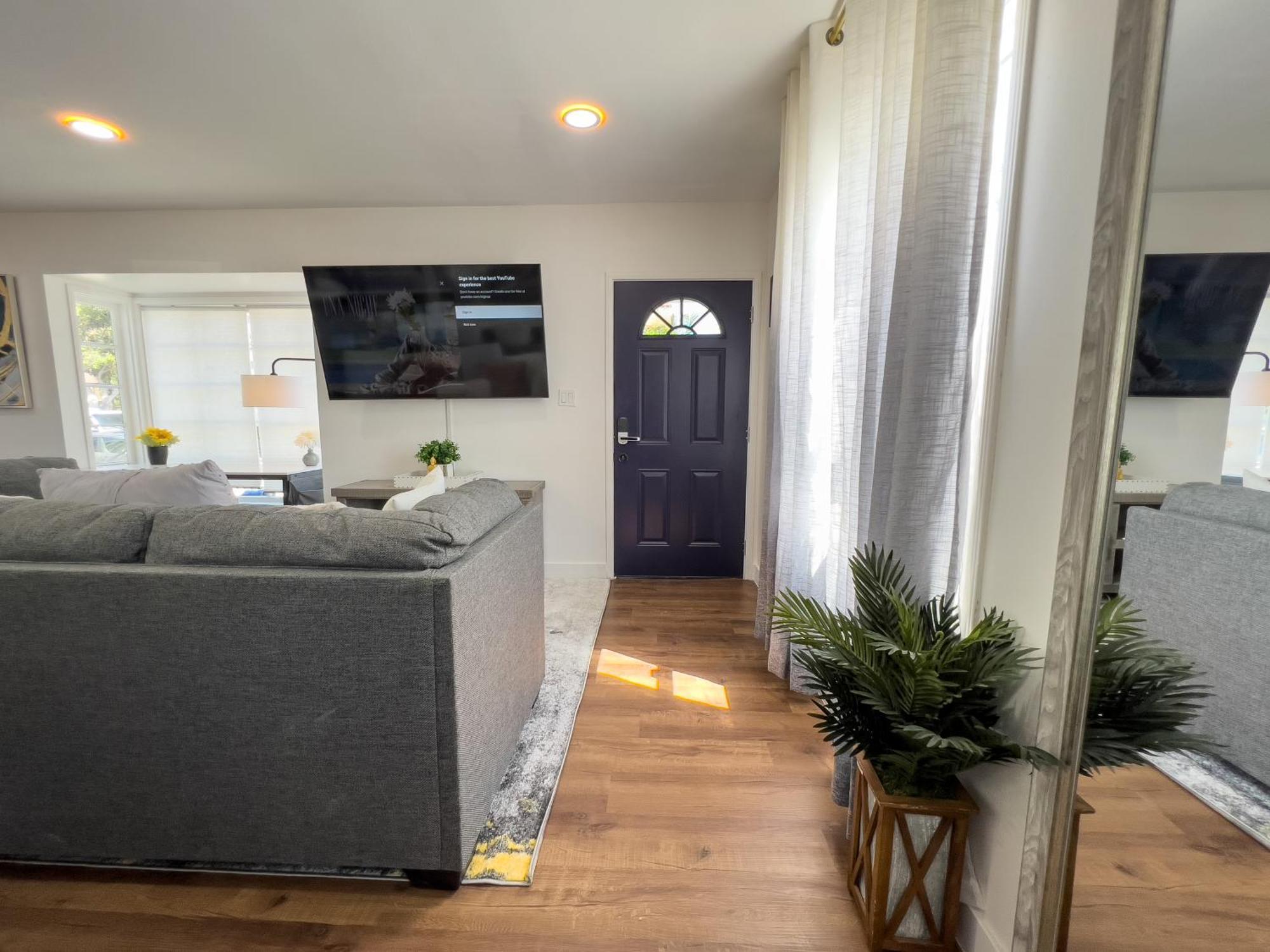 Luxury Villa With Hot Tub! Walk To Beach & Bars Long Beach Buitenkant foto
